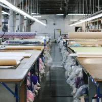 کارگاه خیاطی کت و شلوار زنانه