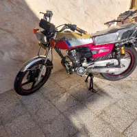 موتور سیکلت 200