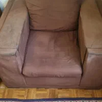 مبل راحتی ۴ نفره فقط نیاز به تعویض روکش|مبلمان خانگی و میز عسلی|تهران, شهرک غرب|دیوار