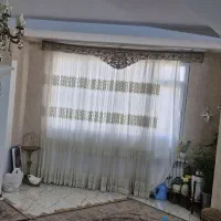 کتیبه پرده کاملا سالم و تمیز