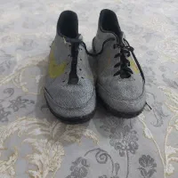 کفش چمن  یک بار استفاده شده