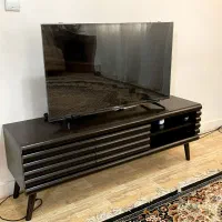 میز تلوزیون