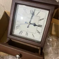 ساعت های دیواری و رو میزی