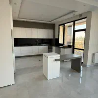 ۱۶۰ متر/دانشجو/طبقه اول/۳خواب/صفر