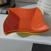 کاسه سالاد رنگی دو عدد و شش عدد پیاله رنگی