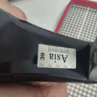 کفش درحدنو فقط یکبار استفاده شده|کیف، کفش، کمربند|کاشان, دانش|دیوار