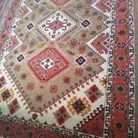 میز تلوزیون و فرش