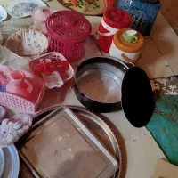 تعدادی ظروف آشپز به علت جانشدن توکابینت بفروش