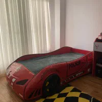 تخت خال و میز کامپیوتر ماشین بچگونه