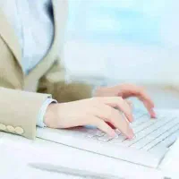 منشی آموزشگاه