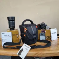 nikon d5600 مشابه نو، در حد آکبند
