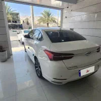 آریزو ۶ مدل ۴۰۰ درجه یک|خودرو سواری و وانت|لامرد, |دیوار