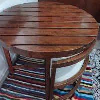 میز چهارنفره