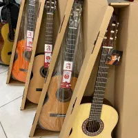فروش انواع گیتار ساخت اسپانیا