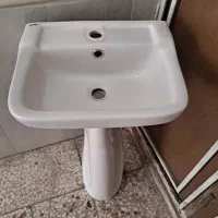 سنگ دستشو و پایه