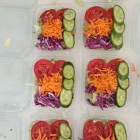 به تعدادی خانم جهت کاردراشپزخانه نیازمندیم