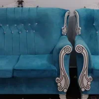 مبل ۷ نفره همراه میز عسلی.