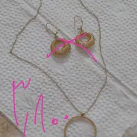 پلاک و زنجیر