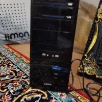 مانیتور و کیس و موس و کیبورد
