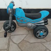 سه چرخه|دوچرخه، اسکیت، اسکوتر|کبودرآهنگ, |دیوار