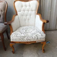 زیر کار چی مبلمان کلاسیک ماهر و نیمه ماهر.