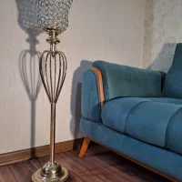 آباژور ایستاده|چراغ خواب و آباژور|مشهد, هفت تیر (آب و برق)|دیوار