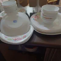 تعدادی ظرف وقابلمه برای سرو|ظروف سرو و پذیرایی|بندر انزلی, جفرود پایین|دیوار