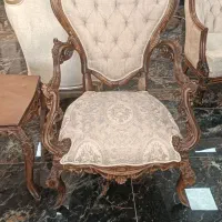 به یک همکار نیمه ماهروساده و استاد رویه کوبی مبل