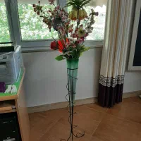 گلدان و گل مصنوعی نو