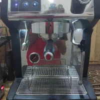 تعدادی وسایل کافه در حد نو به فروش می رسد|کافی‌شاپ و رستوران|شیراز, میرزاکوچک خان|دیوار