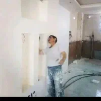 استخدام کارگر نیمه‌ماهر نقاشی ساختمان فوری