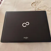 مینی لپتاپ فوجیتسو