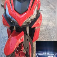 موتور قرمز اسپرت در حد صفر فقط ۳۶۵km کارکرد