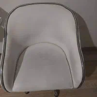 صندلی سفید ارایشگاهی و جکی و اوپن جفت|آرایشگاه و سالنهای زیبایی|شیراز, عفیفآباد|دیوار