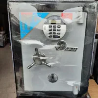 گاوصندوق ارتفاع ۵۰ وزن ۱۰۰ کیلویی با ضمانت