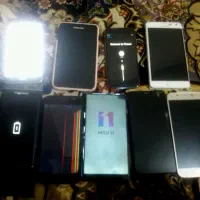 سامسونگ،اپل،بلک بری و شیاومی اوراق|موبایل|پرند, فاز ۶|دیوار