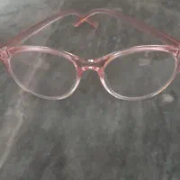 عینک با قاب نو