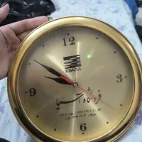 ساعت دیواری