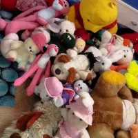 کلی عروسک شاید 100 تا دونه ای فروش درحدنو