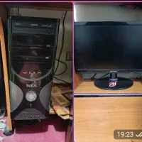 کیس و مانیتور