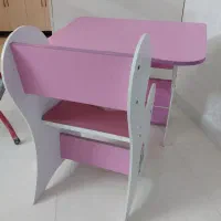 میز تحریر و صندلی
