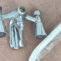 شیر حمام به همراه دوش