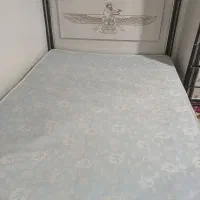 تخت دو نفره بسیار سالم|تخت و سرویس خواب|شهریار, شهرک مصطفی خمینی|دیوار