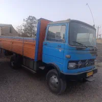 خاور ۸۰۸ مدل ۱۳۷۱ ( نمایشگاه کامیون سعادتمند)