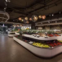 فروش یا تهاتر مغازه ۱۰۰ متری بر اصلی امیرکبیر