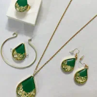 زیور آلات رزینی