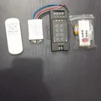 ۲عدد کنترلر RGB و ریموت کنترل چندکاره