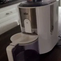 ابمیوه گیری براون