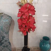 گل و گلدان بزرگ زیبا|گل مصنوعی|کردکوی, |دیوار