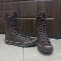 نیم بوت آل استار چرم طبیعی در حد نو سایز ۳۹|کیف، کفش، کمربند|الوند, |دیوار